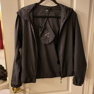 Pocketable parka, black - size small